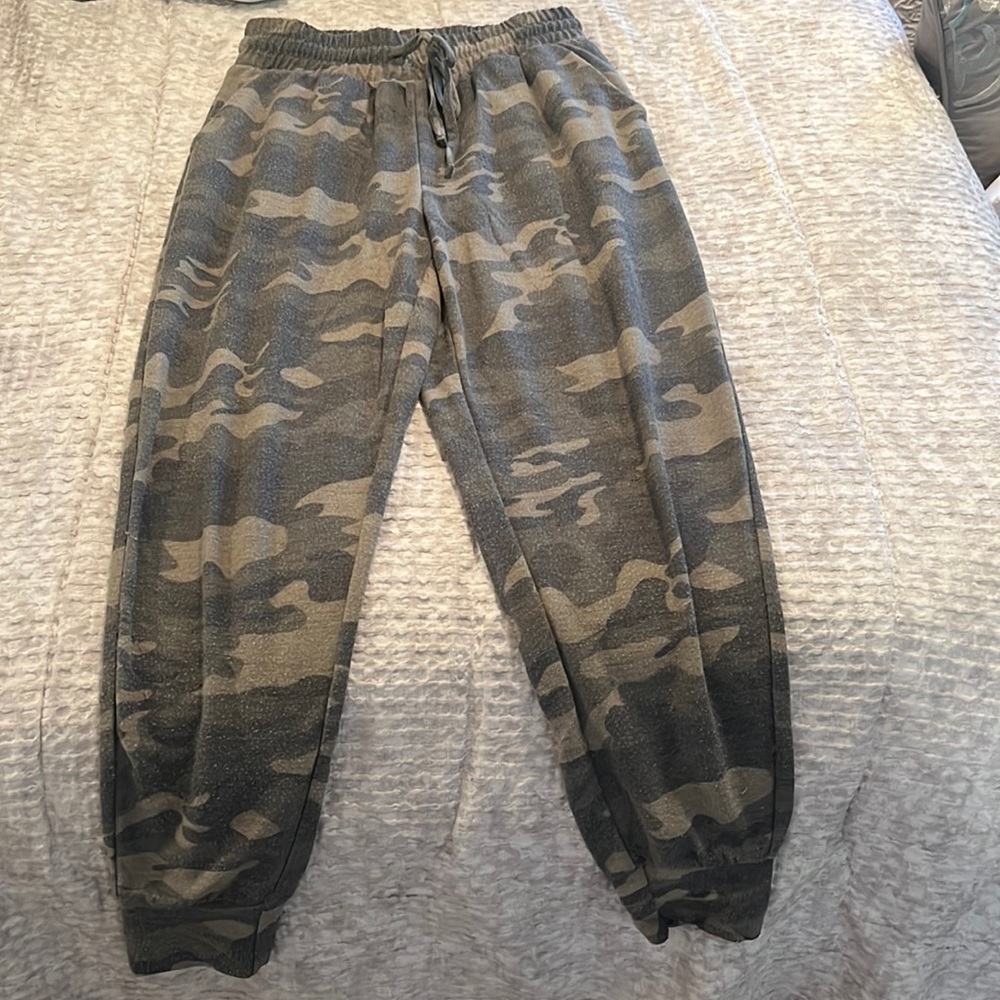Camo sweatpants